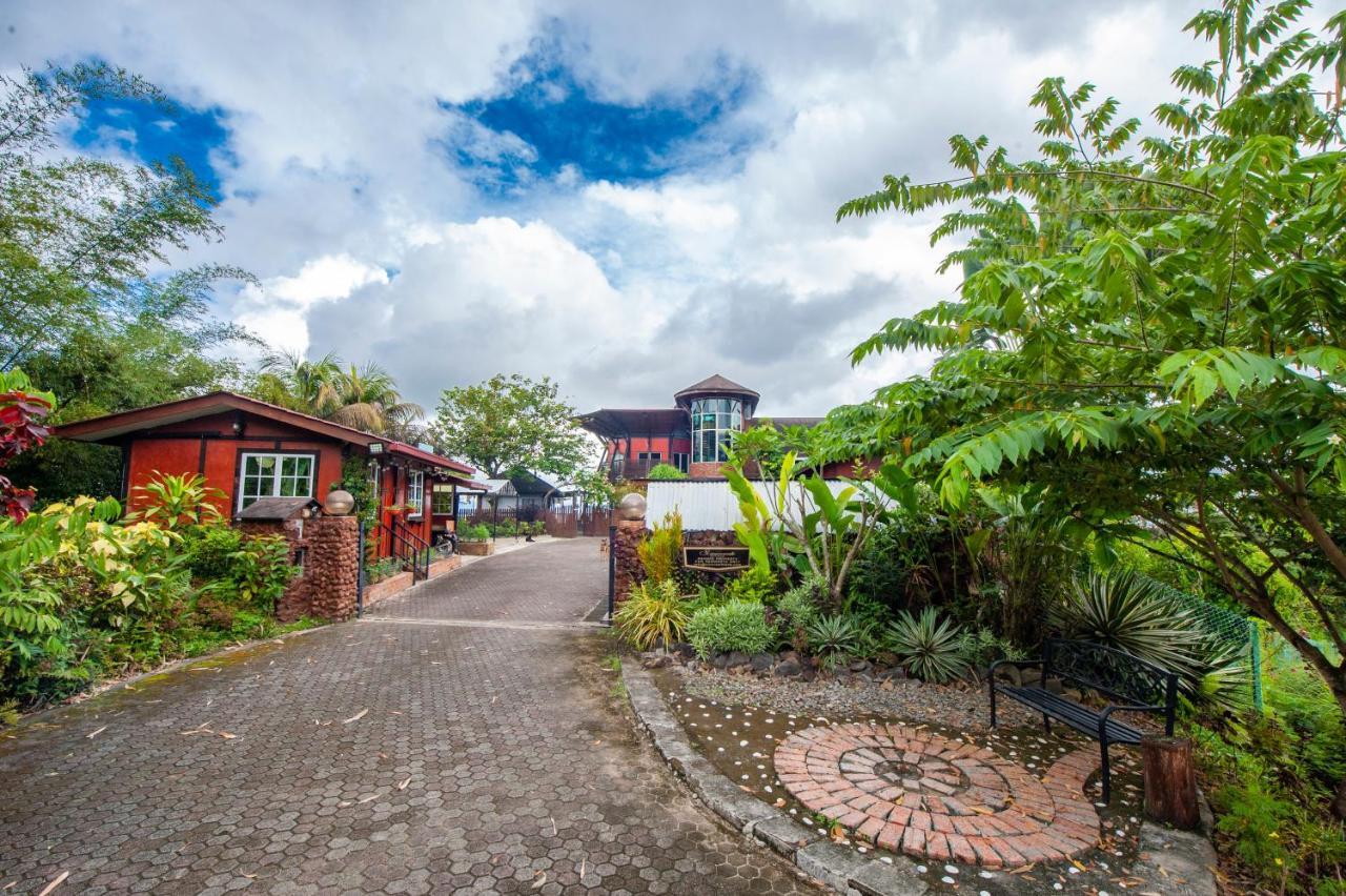 Sinurambi Cottage Rental Penampang Exterior photo